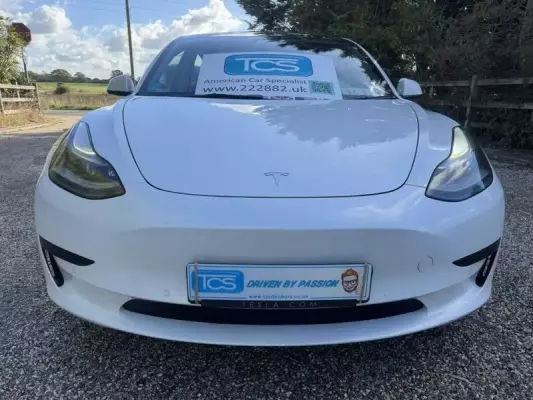 Tesla Model 3 Standard Range Plus Auto RWD 4dr