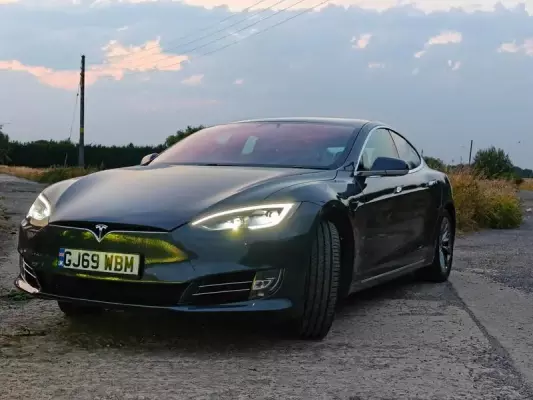 Tesla Model S (Dual Motor) Long Range Auto 4WD 5dr