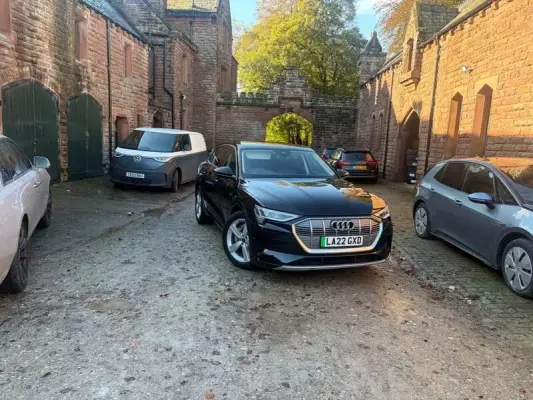 Audi e-tron 55 Technik Auto quattro 5dr 95kWh (11kW Charger)