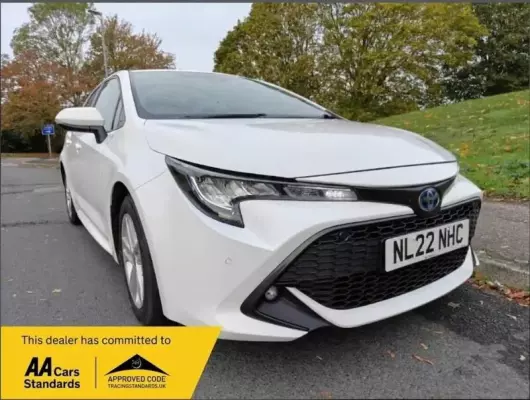 Toyota Corolla 1.8 VVT-h Icon Tech CVT Euro 6 (s/s) 5dr
