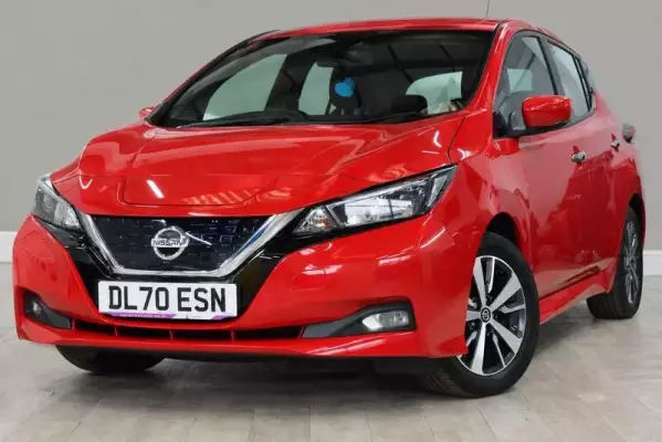 Nissan Leaf 40kWh Acenta Auto 5dr