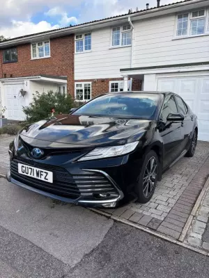 Toyota Camry 2.5 VVT-h Excel CVT Euro 6 (s/s) 4dr