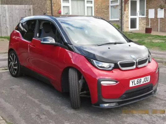 BMW i3 33kWh Auto Euro 6 (s/s) 5dr (Range Extender) 0.6